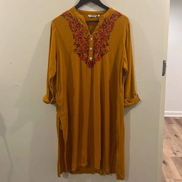 Max Floral Embroidered Dress - Size XXL - Picture 1 of 7